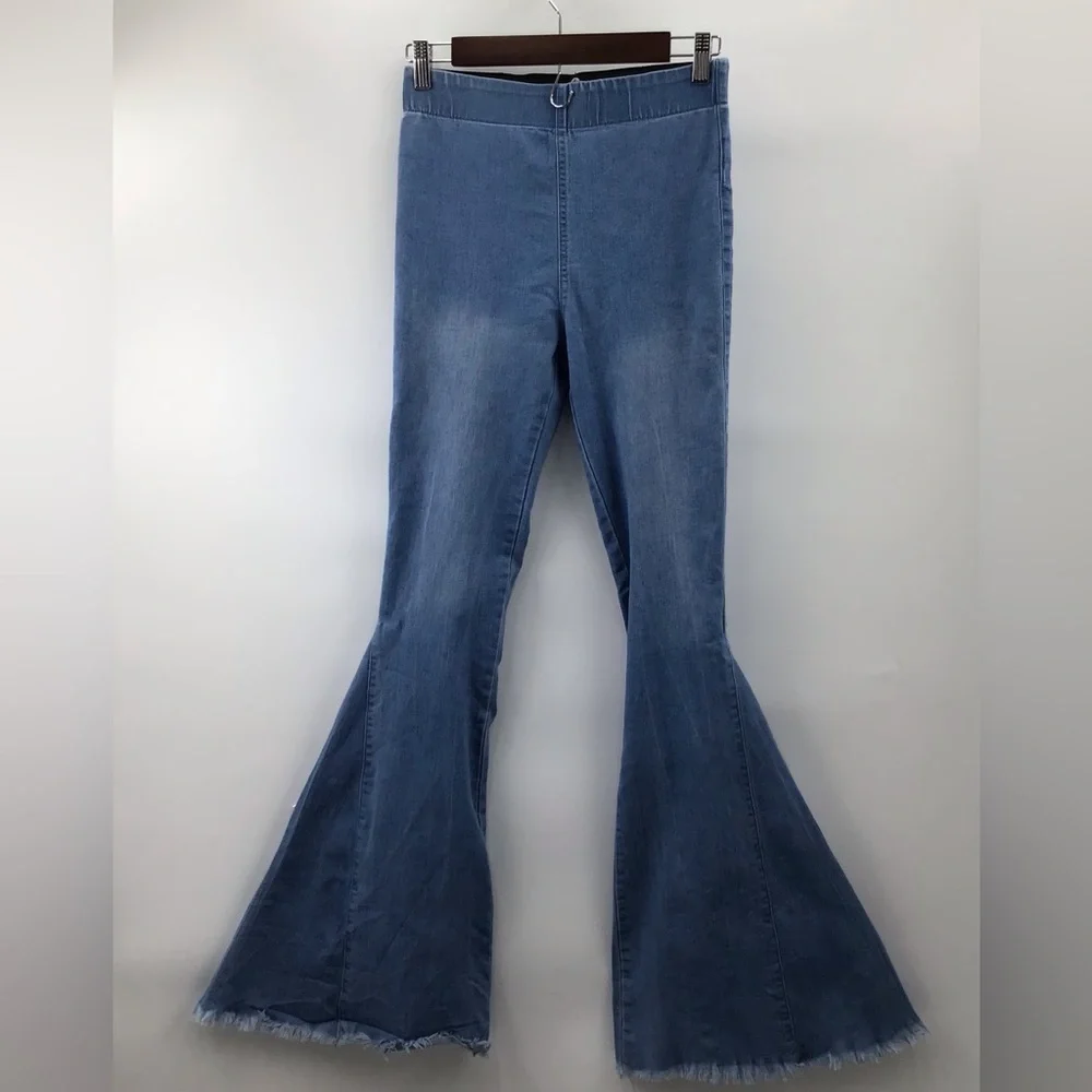 Newbury Kustom Pull-Up Denim Flare Jeans - Picture 2 of 16